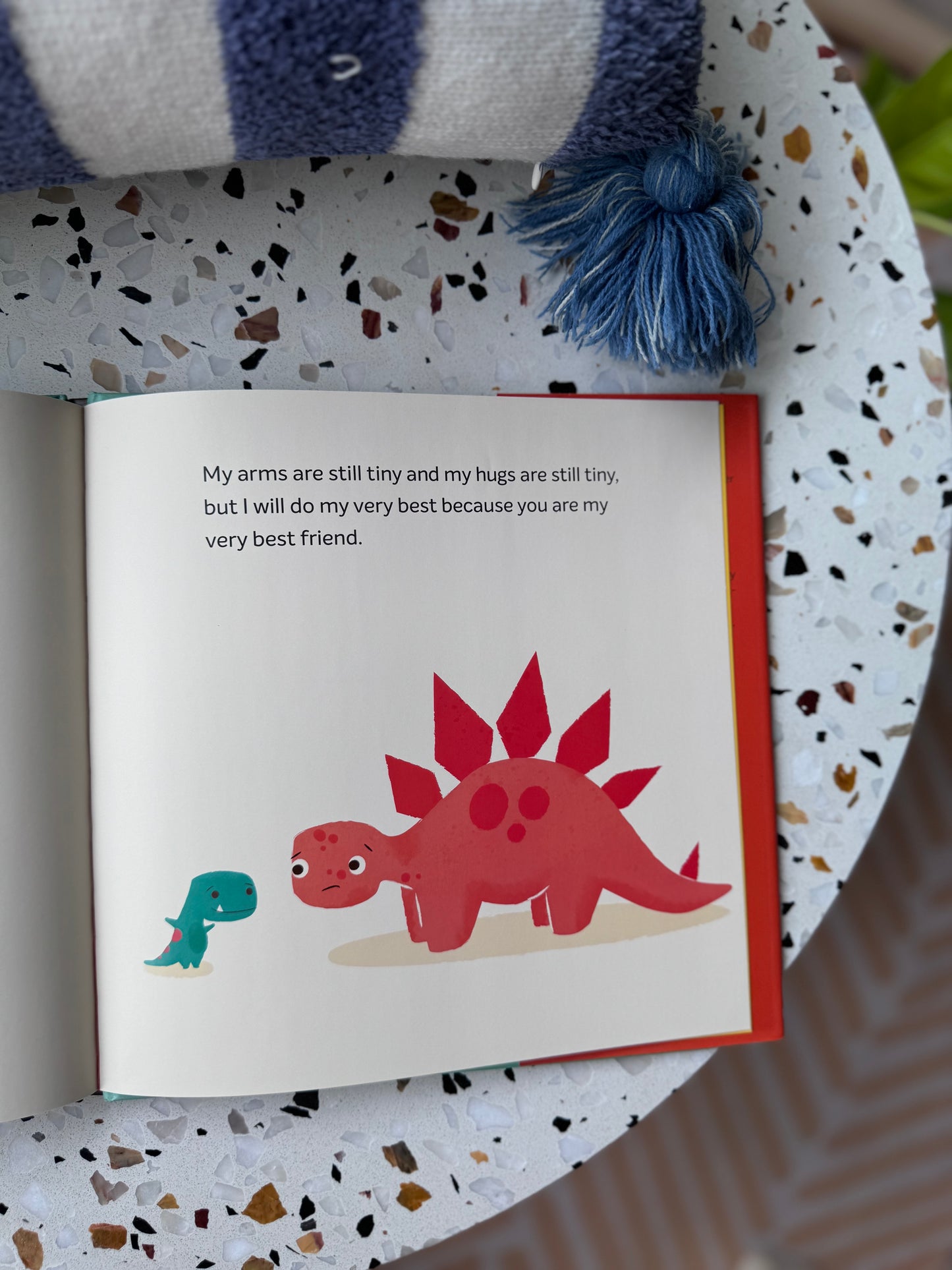 Tiny T-Rex and the Impossible Hug